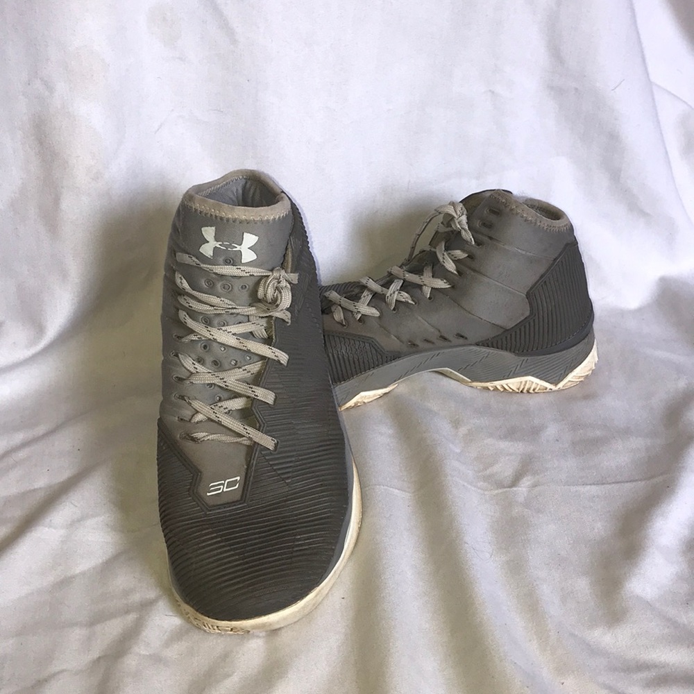 Curry 2.5 shoes